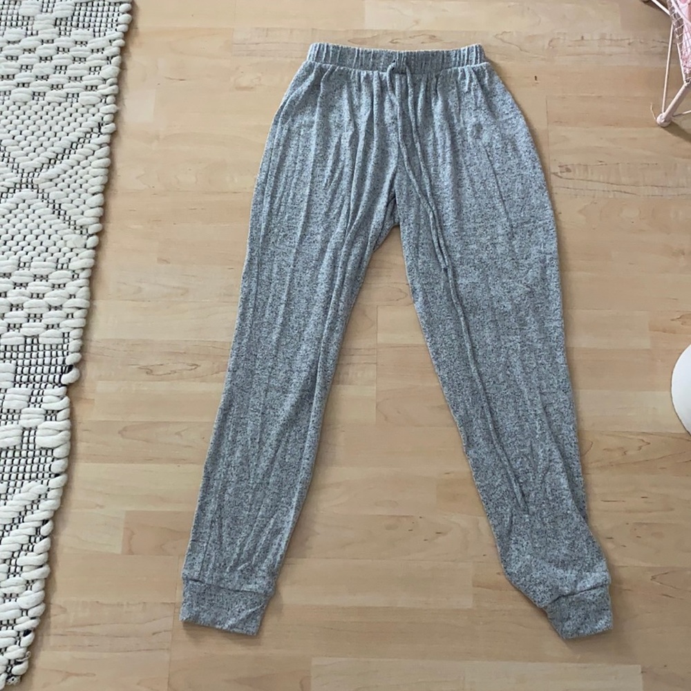 Gaze women’s grey joggers/sweatpants